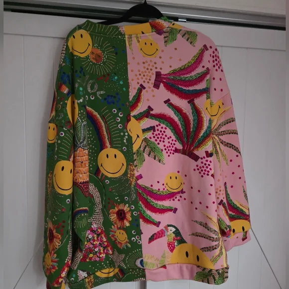 FARM Rio Smiley Graphic Crewneck Sweatshirt - Picture 6 of 7